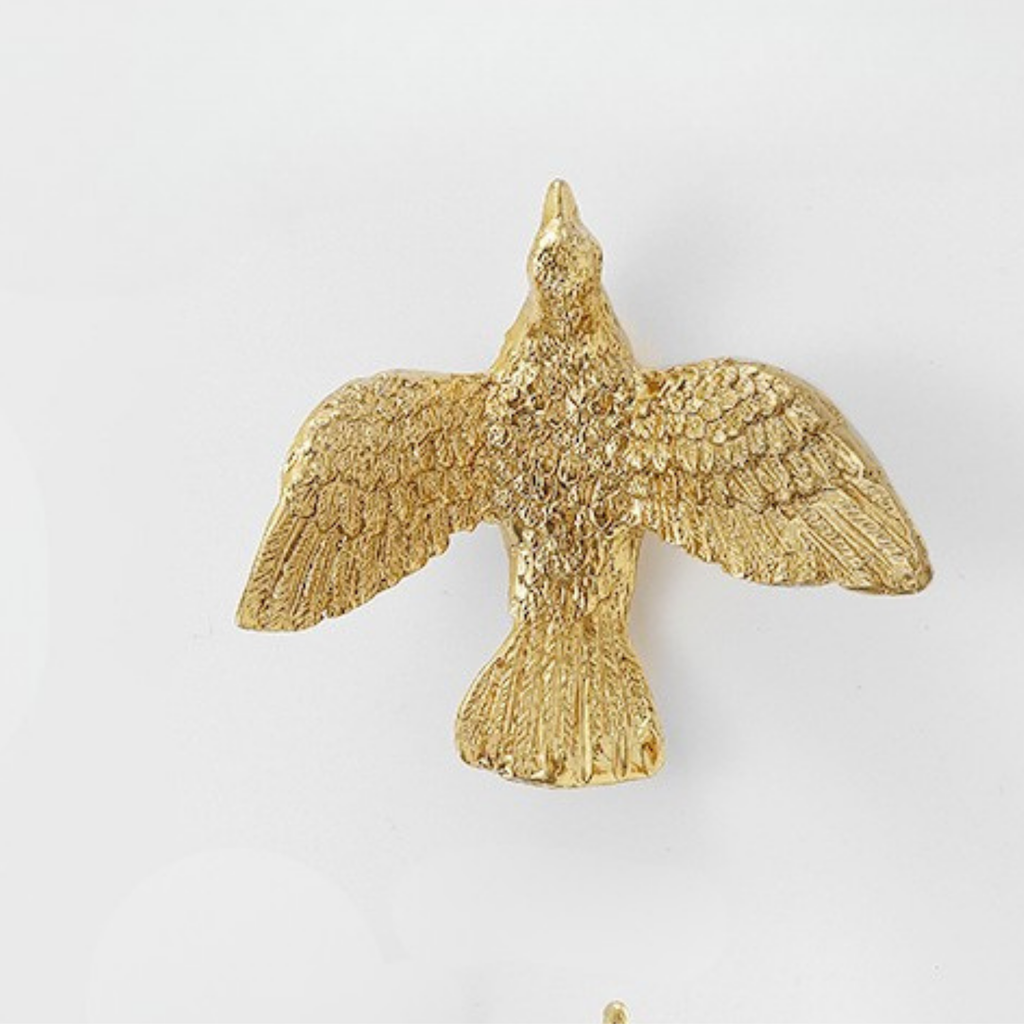 Knobelle Messing-Fliegervogel-Knopf – Goldener Schrankknopf, Vintage-Wandhaken-Akzent, Naturinspirierte Wohnkultur