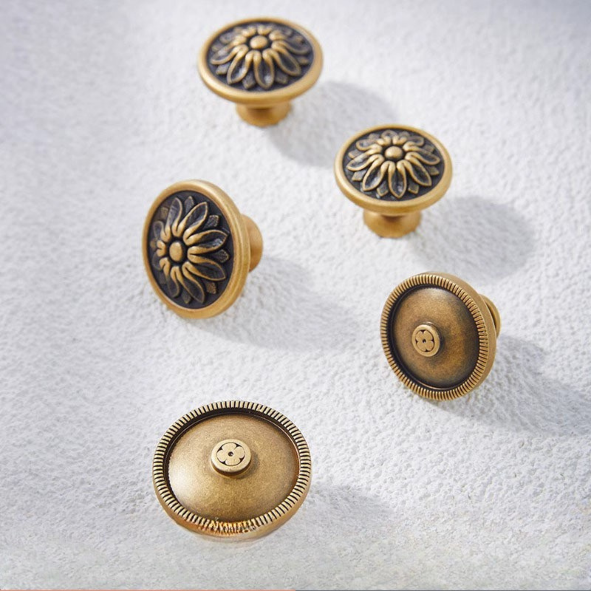 Knobelle Botanique – Antique Brass Cabinet Knobs | Vintage European Drawer Pulls for Cabinets, Dressers & Wardrobes
