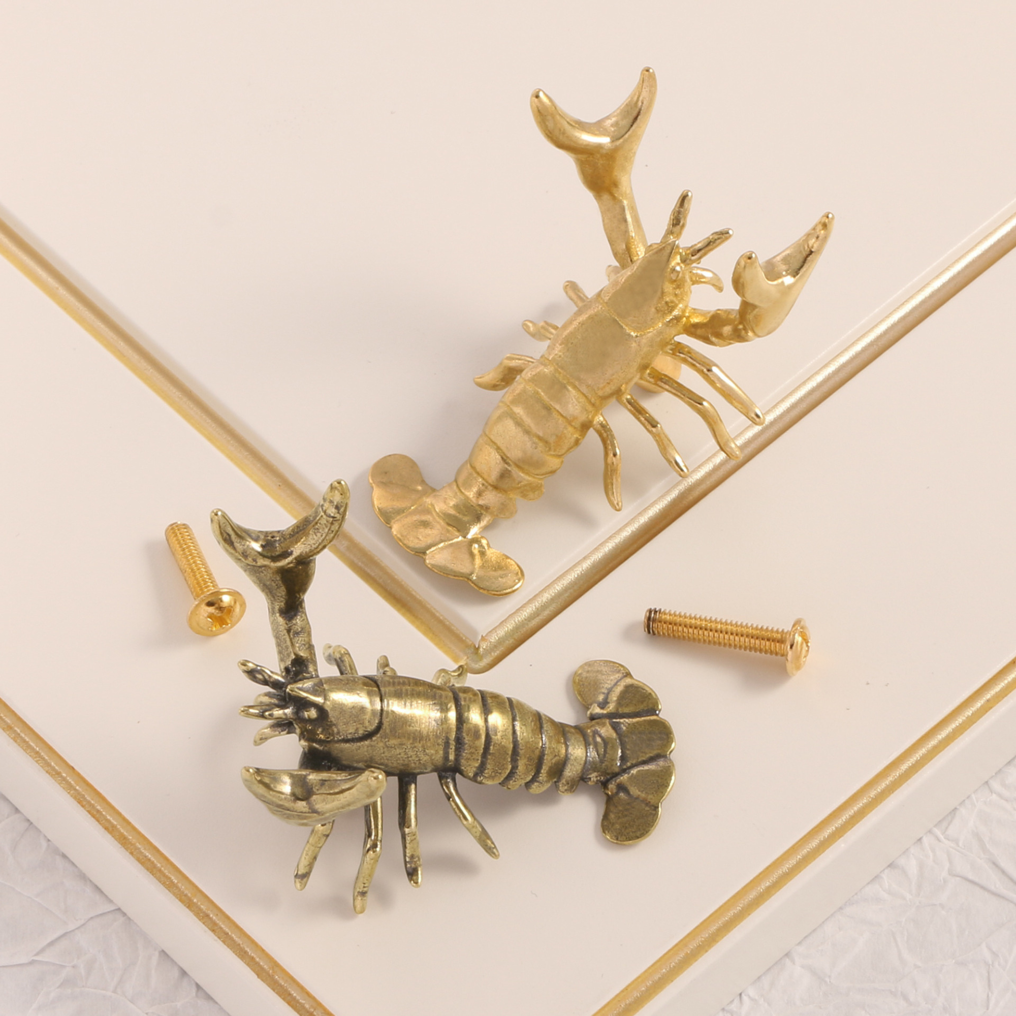 Knobelle Auréa  Marine – Brass Lobster Cabinet Knob | Nautical Drawer Pull for Coastal Decor