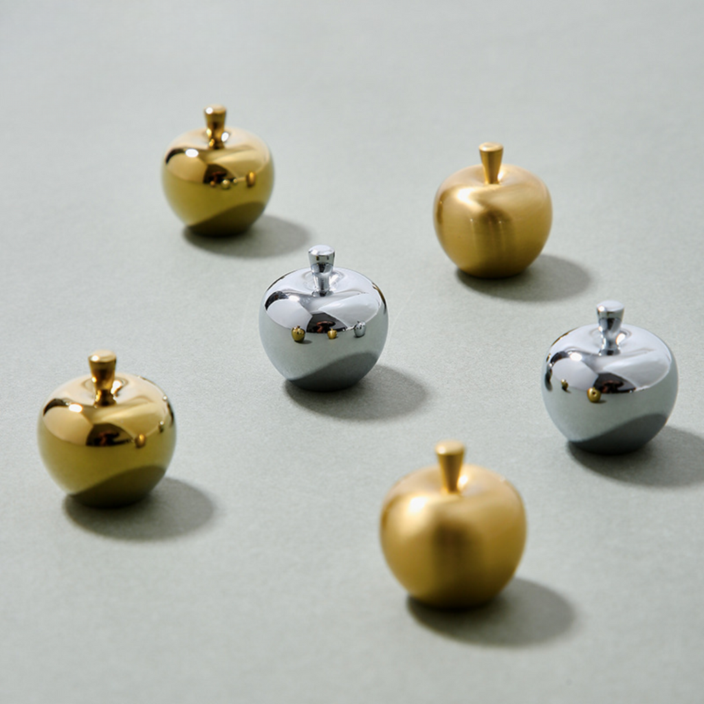 Knobelle Massiver Messing Apfel-Knauf – Gold- oder Silber-Schrankbeschläge, Obstschubladengriff, Botanischer Akzent