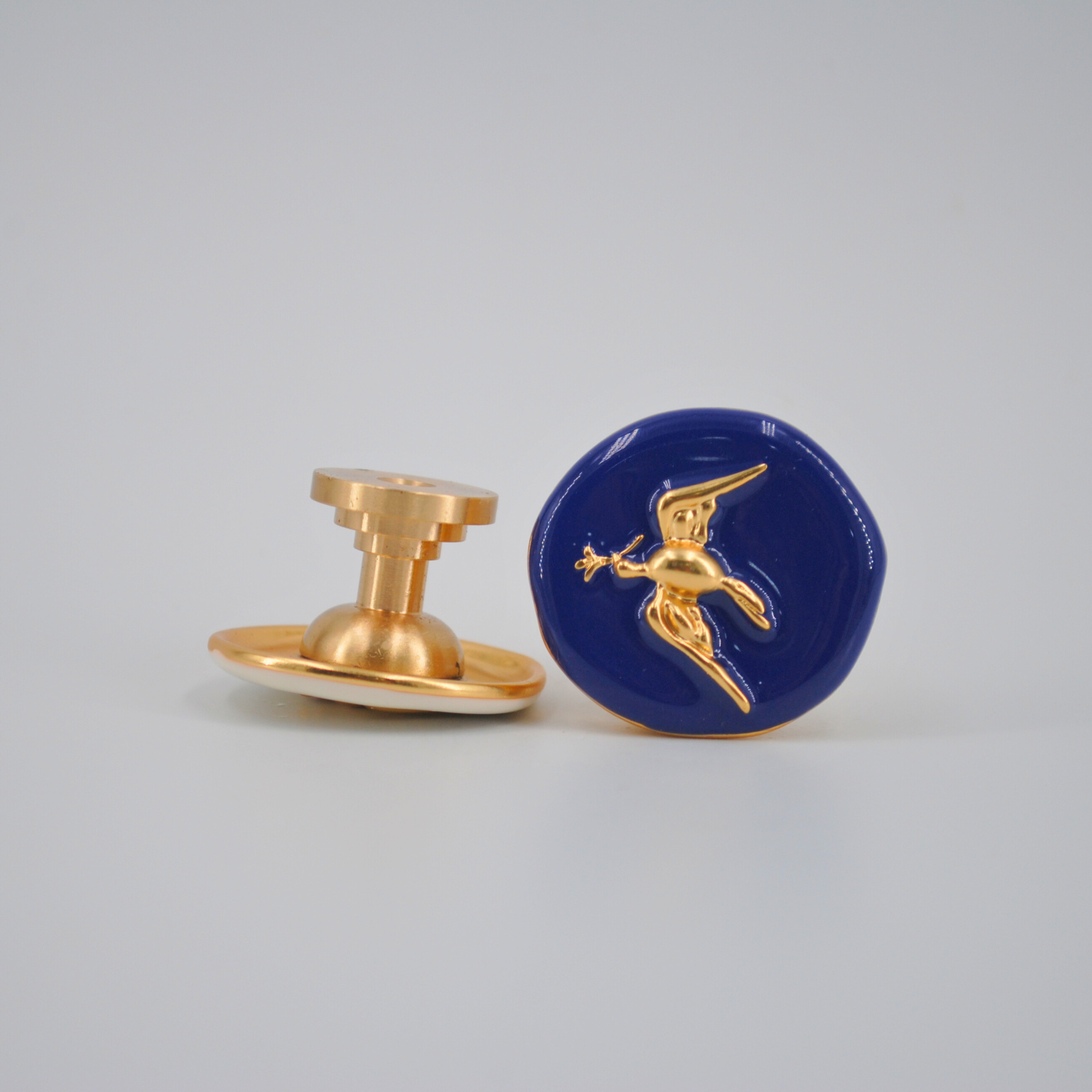 Knobelle Enamel Brass Dove Knob – Elegant Cabinet Drawer Pull, Peace Symbol Decor