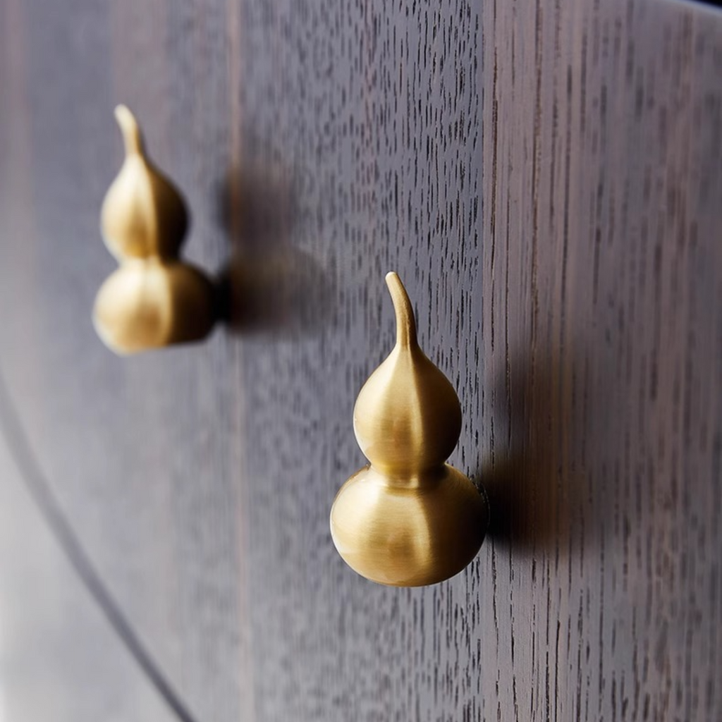 Knobelle Massiver Messing-Flaschenzug-Schrankknauf – Moderner Luxus-Schubladengriff, skulpturaler goldener Kommodengriff, minimalistischer Akzent für das Kinderzimmer