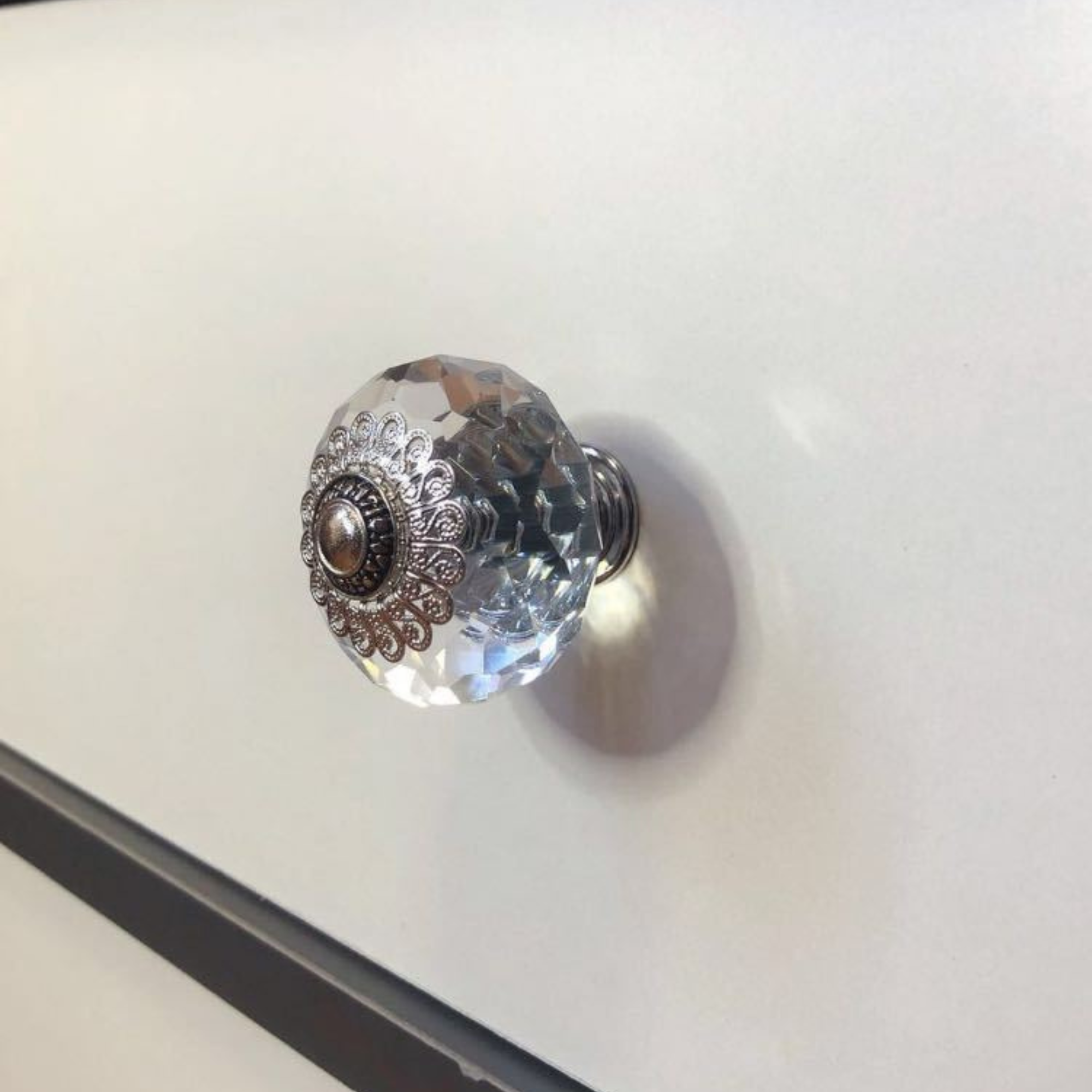 Knobelle Lumi – Vintage Cut Crystal Glass Knob, Elegant Cabinet & Drawer Handle