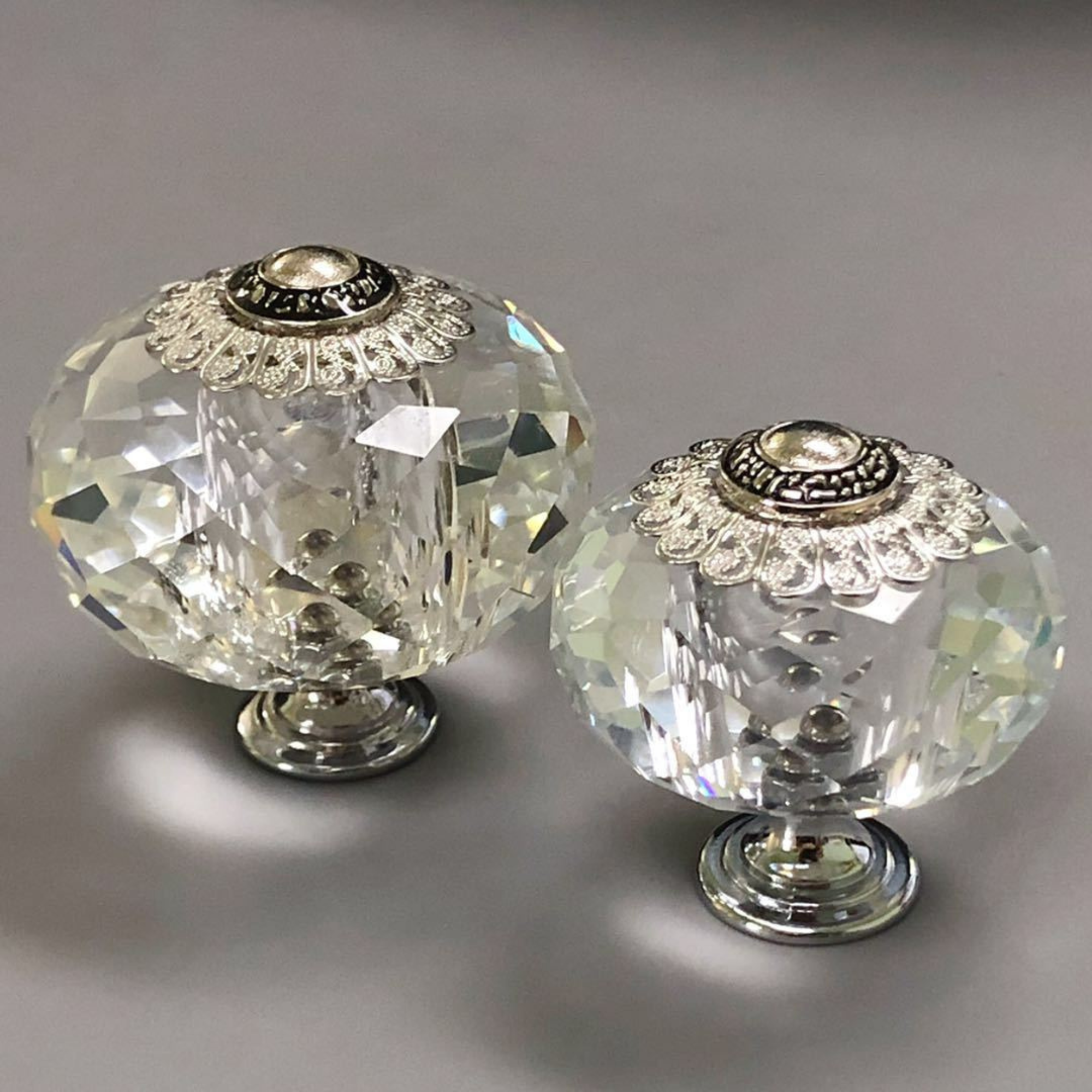 Knobelle Lumi – Vintage Cut Crystal Glass Knob, Elegant Cabinet & Drawer Handle