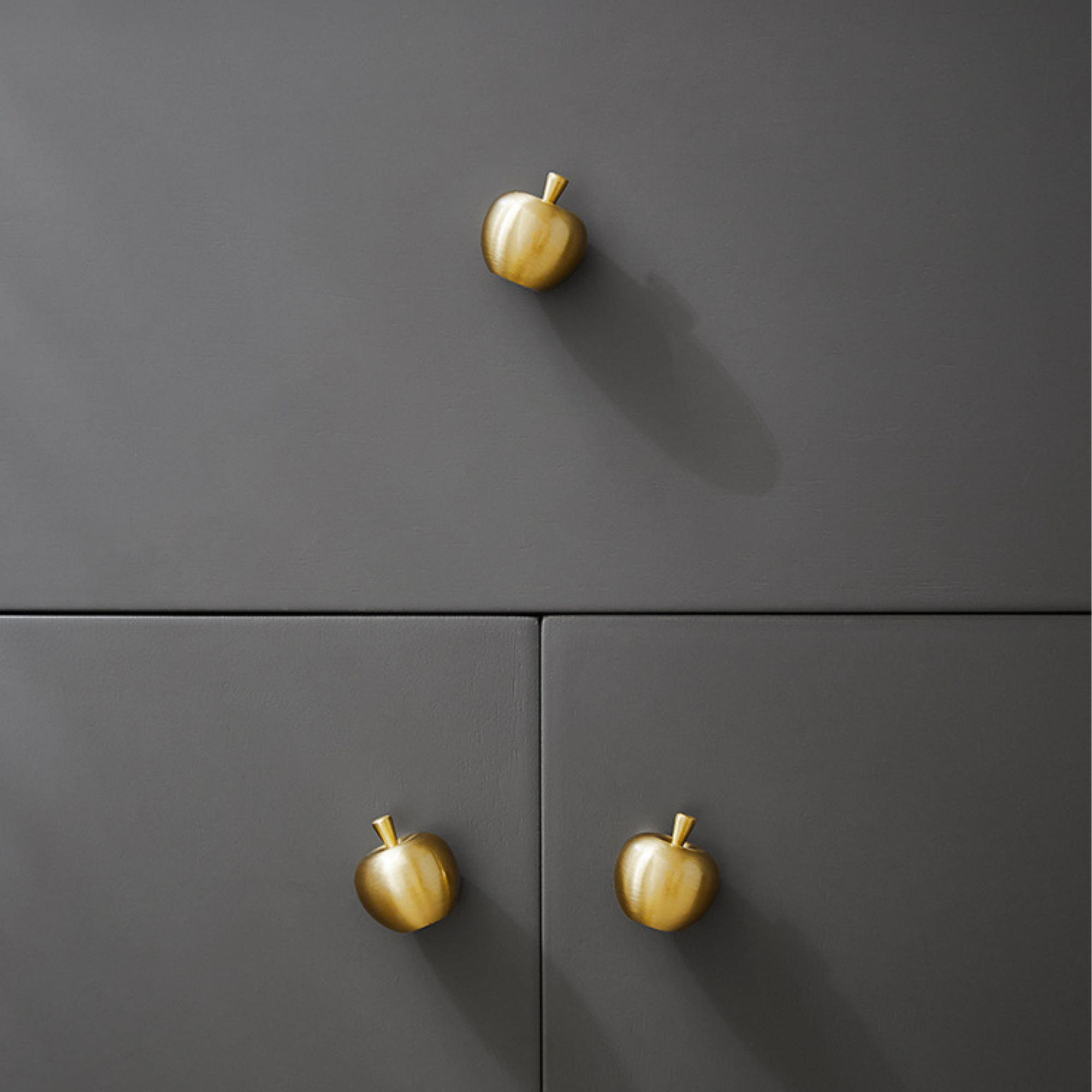 Knobelle Massiver Messing Apfel-Knauf – Gold- oder Silber-Schrankbeschläge, Obstschubladengriff, Botanischer Akzent