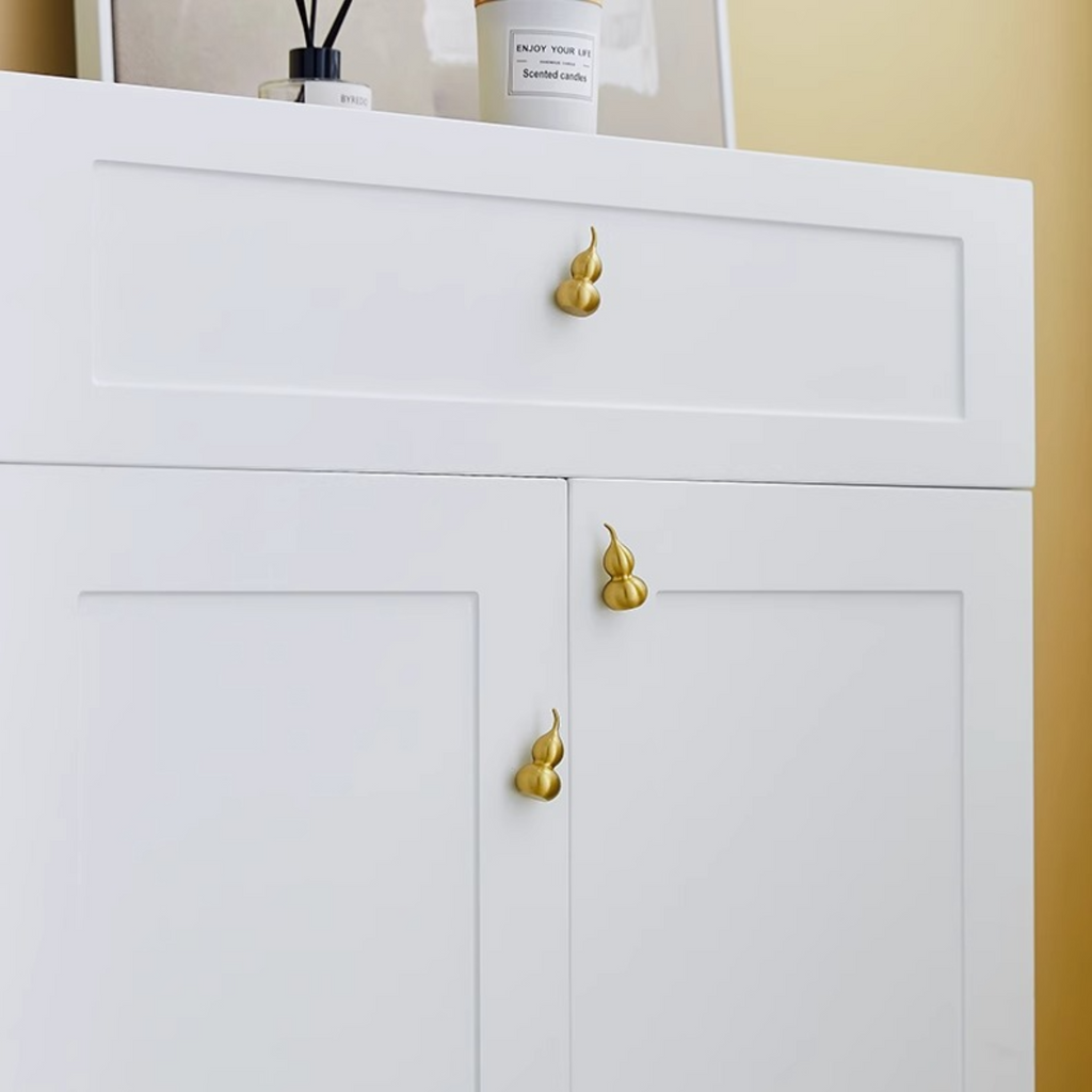Knobelle Massiver Messing-Flaschenzug-Schrankknauf – Moderner Luxus-Schubladengriff, skulpturaler goldener Kommodengriff, minimalistischer Akzent für das Kinderzimmer