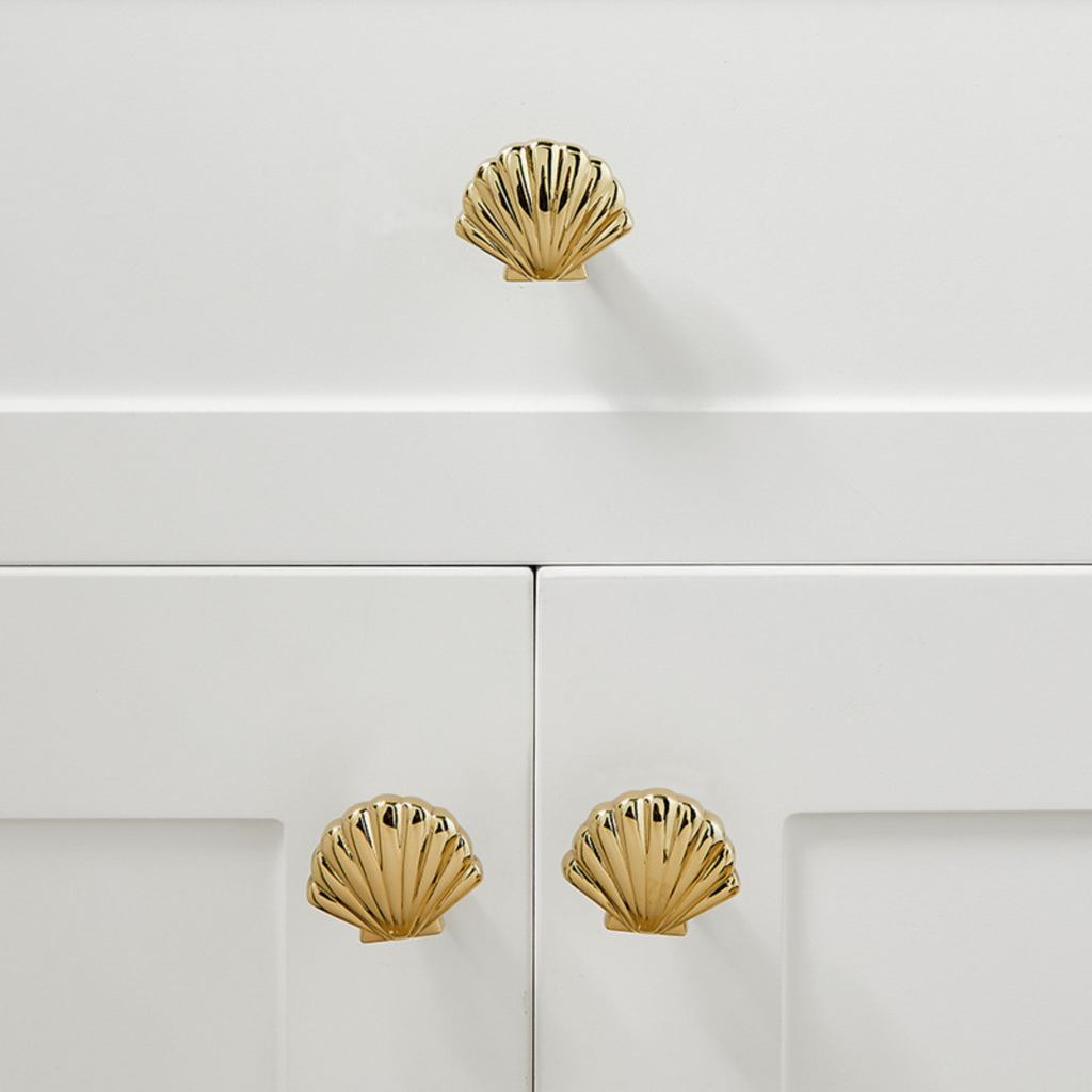 Knobelle Auréa  Marine Shell Cabinet Knob – Gold & Silver Seashell Drawer Pull | Golden Creatures Collection