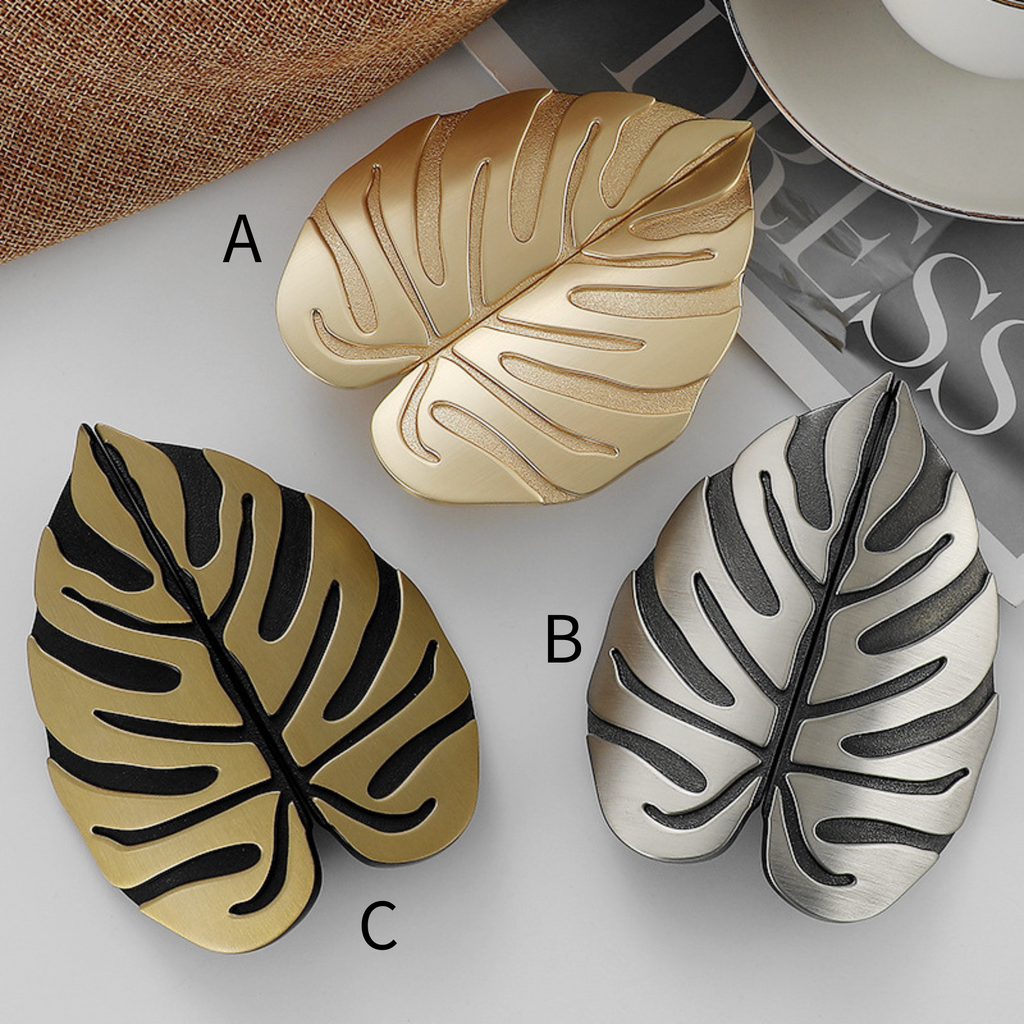 Knobelle Messing Blatt Möbelknauf (2er Set) – Monstera Schubladengriff Paar, Dekorativer Möbelgriff, Botanisches Wohnaccessoire